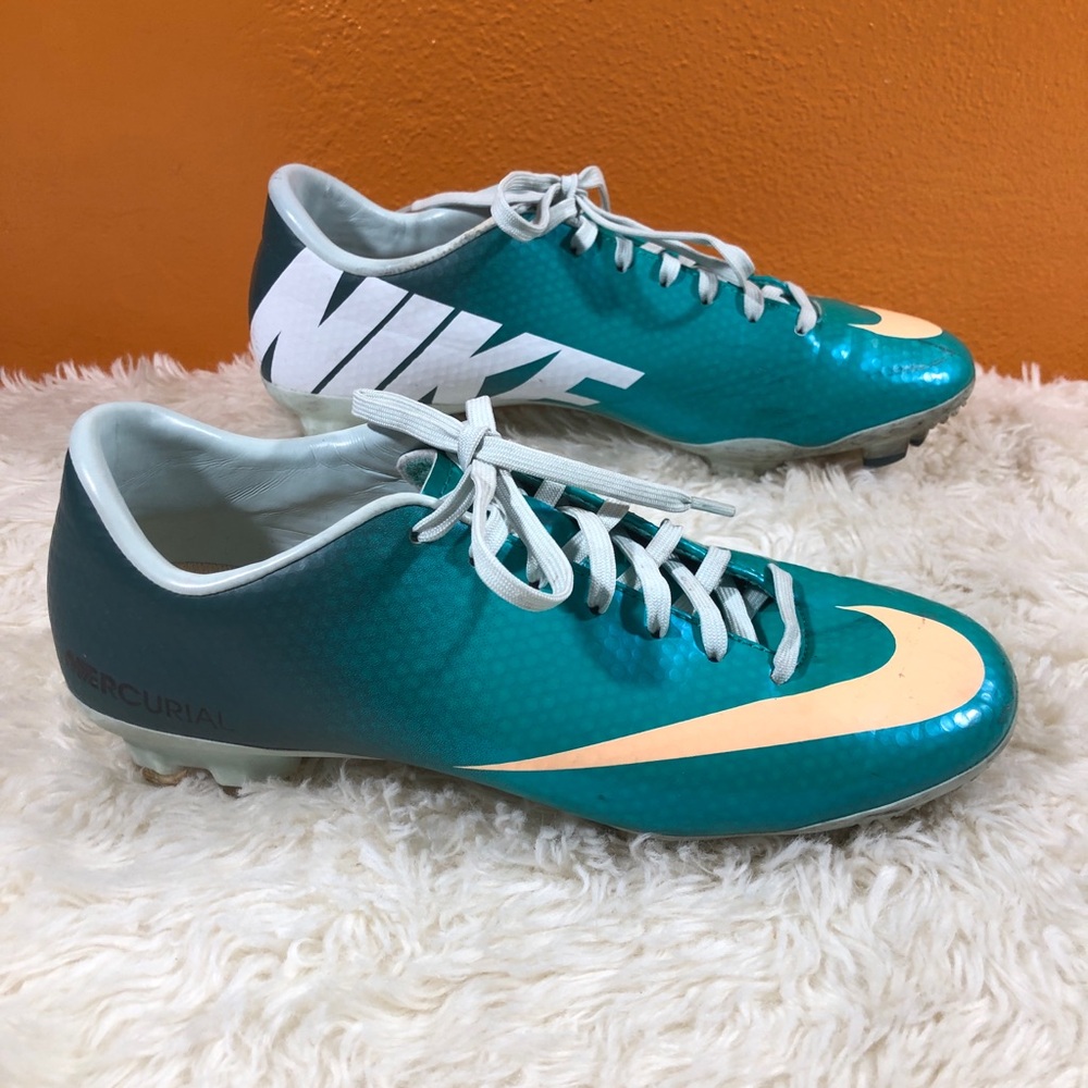 Nike Mercurial Vapor Victory Girl's Soccer Cleats 553633- 330